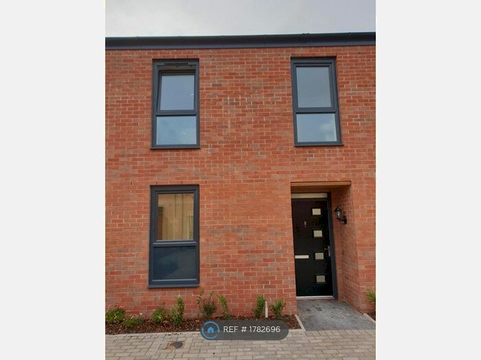 3 Bedroom Semi-Detached House To Rent In Angel Court, Derby, DE1