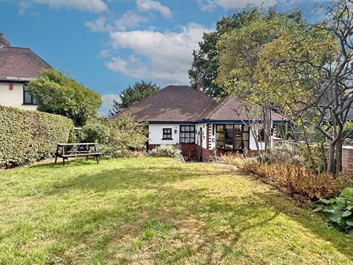 3 Bedroom Detached Bungalow For Sale In Bustleholme Avenue, West Bromwich, B71