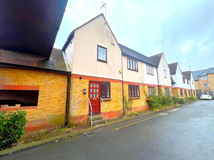 1 Bedroom Apartment To Rent In Star Street, Ware, SG12