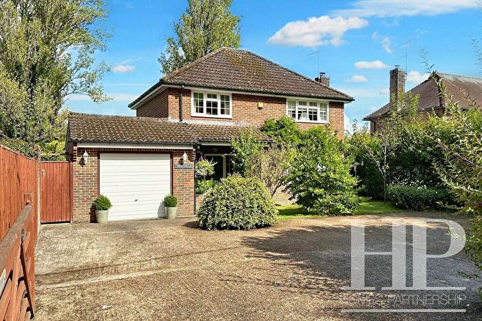 3 Bedroom Detached House For Sale In Rusper Road, Ifield, RH11