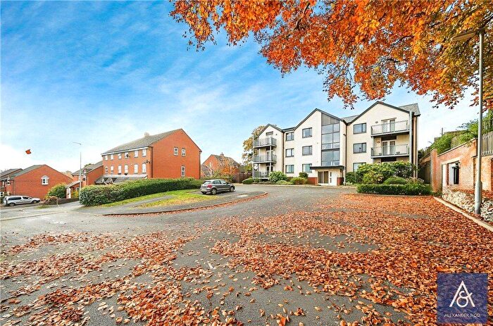 2 Bedroom Flat To Rent In Old Brewery Walk, Brackley, NN13