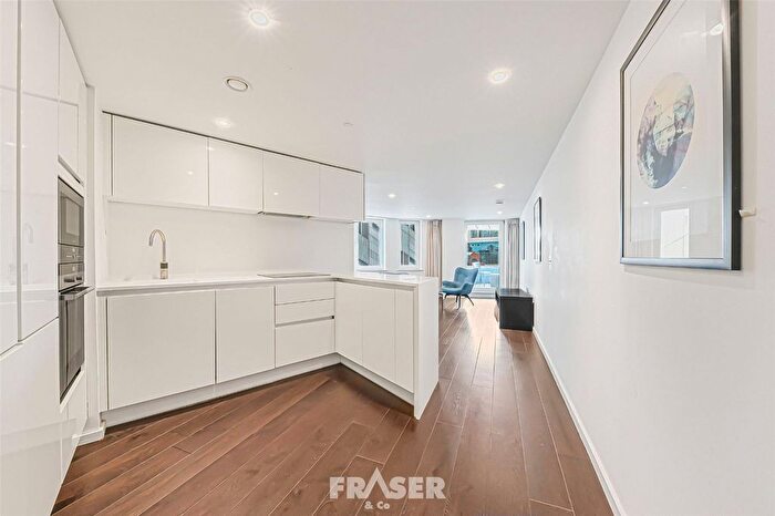 2 Bedroom Flat For Sale In Eagle Point, London, EC1V