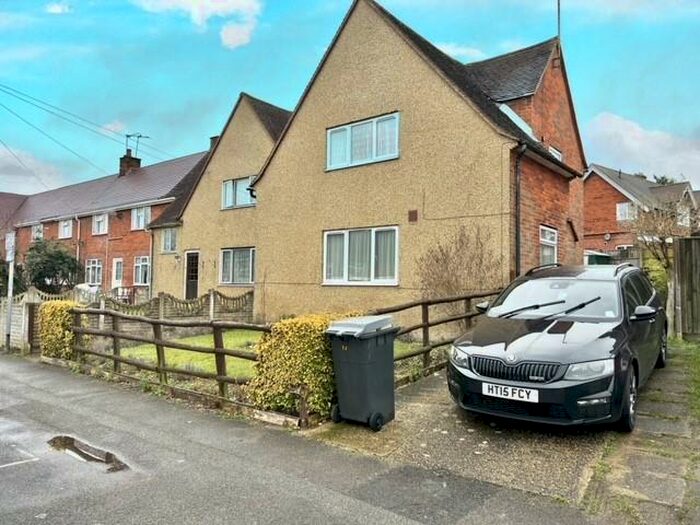 3 Bedroom House To Rent In Kings Avenue, Winchester, SO22