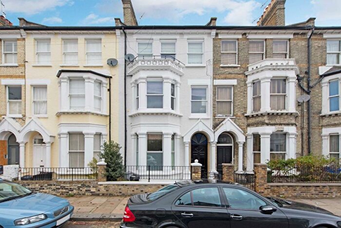 1 Bedroom Flat To Rent In Tournay Road, London, SW6