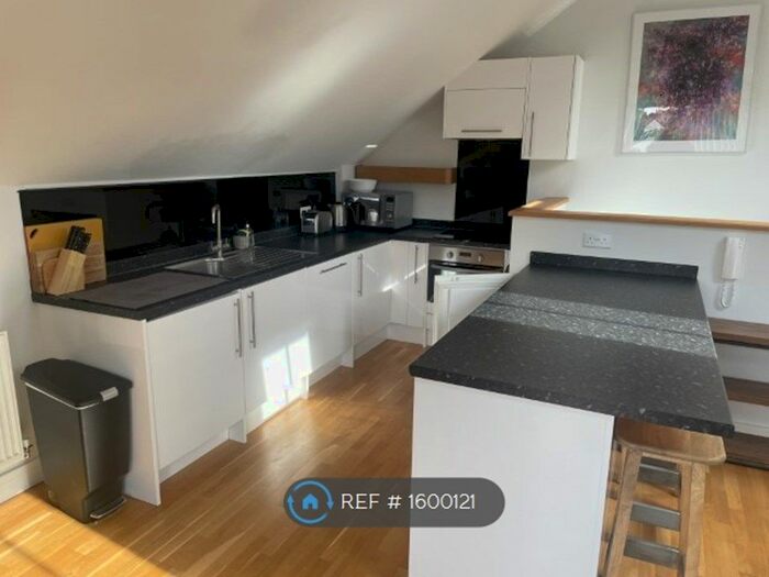 1 Bedroom Maisonette To Rent In Albert Mews, Cambridge, CB4