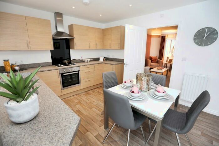 4 Bedroom Detached House To Rent In Lime Close, DH6