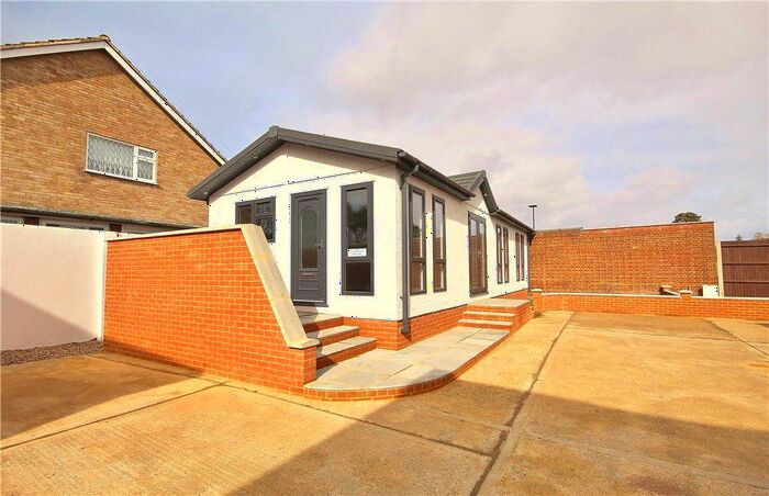 2 Bedroom Bungalow To Rent In Main Street, Feltham, TW13