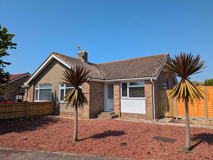 2 Bedroom House To Rent In Selsey, PO20