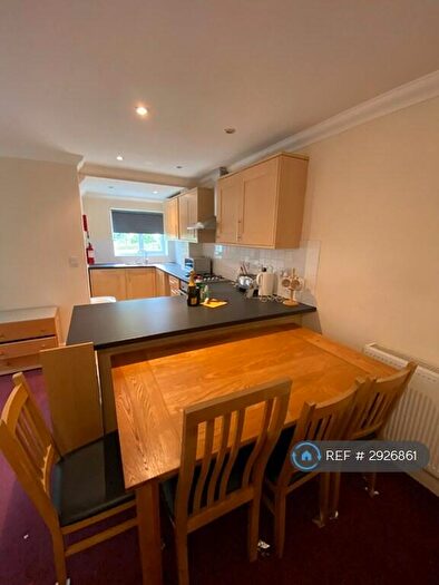 3 Bedroom Semi Detached House To Rent In Hunts Close, Guildford, GU2