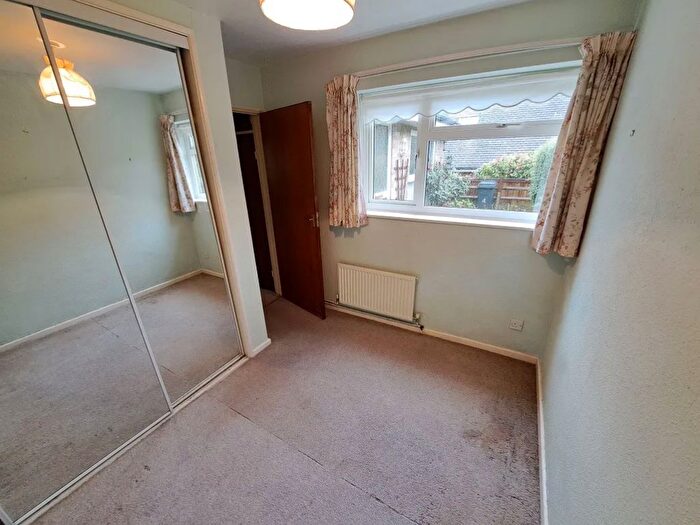 2 Bedroom Detached Bungalow For Sale In Buckhurst Close, Eastbourne, East Sussex, BN20