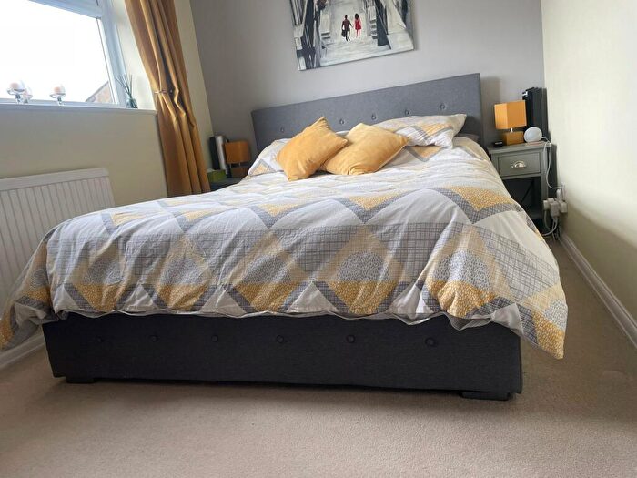 2 Bedroom Semi-Detached House For Sale In Cardinals Gate, Peterborough, PE4