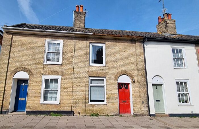 2 Bedroom Terraced House For Sale In London Road, Halesworth, IP19