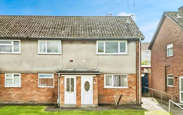 2 Bedroom Flat For Sale In Blodwen Road, New Inn, Pontypool, NP4