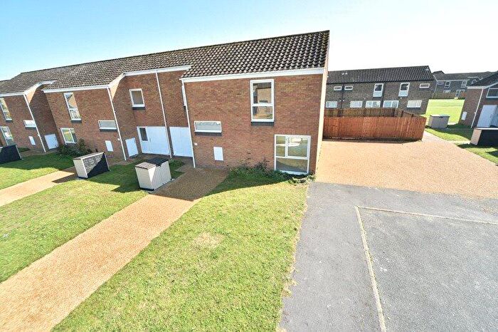 3 Bedroom End Of Terrace House To Rent In Walnut Close, Raf Lakenheath, Brandon, Suffolk, IP27