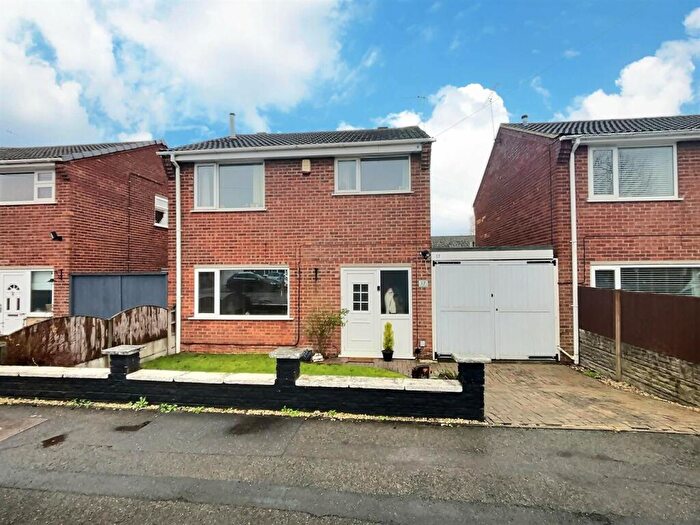 3 Bedroom Detached House For Sale In Bicester Avenue, Stenson Fields, Derby, DE24