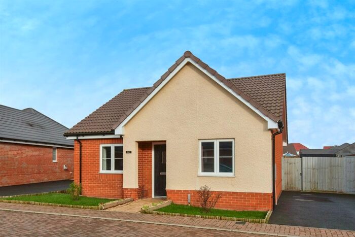 2 Bedroom Detached Bungalow For Sale In Comfrey Road, Stowupland, Stowmarket, IP14