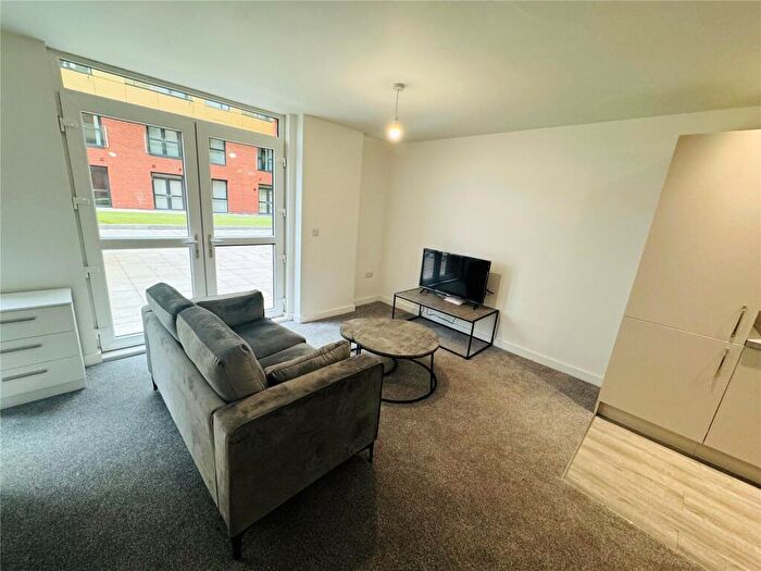 Flat To Rent In Adelphi Wharf, Adelphi Street, Salford, Greater Manchester, M3