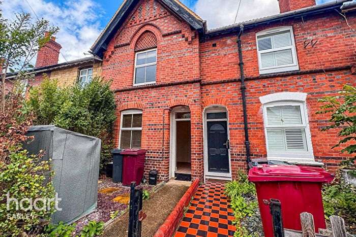 2 Bedroom Terraced House To Rent In Liverpool Road, Reading, RG1