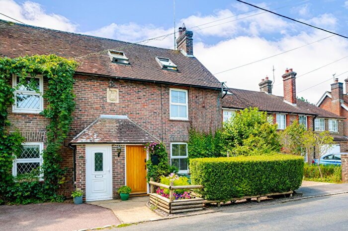 3 Bedroom Semi-Detached House For Sale In Palehouse Common, Framfield, TN22