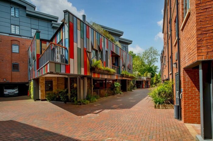 10 Bedroom Flat To Rent In Station House, Old Warwick Road, Leamington Spa, Warwickshire, CV31