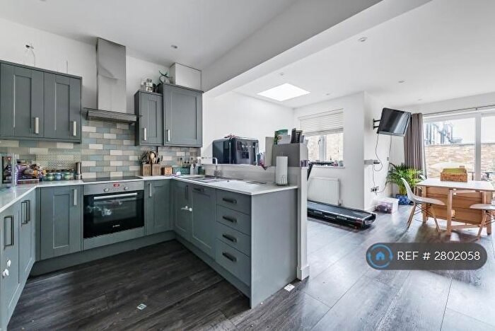 4 Bedroom Terraced House To Rent In Grierson Road, London, SE23