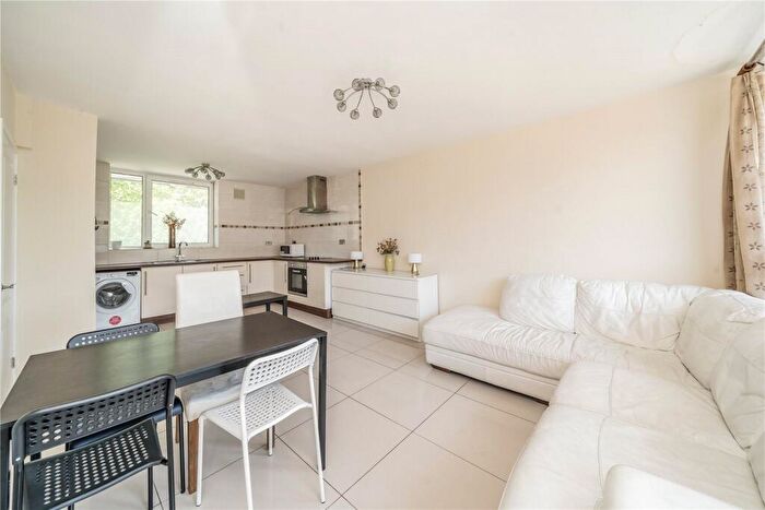 2 Bedroom Apartment To Rent In Munster Square, London, NW1
