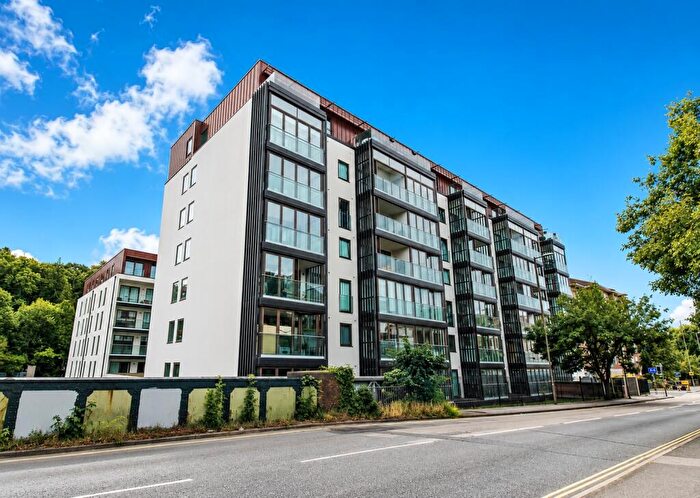 1 Bedroom Flat For Sale In Farnborough Road, Farnborough, Hampshire, GU14