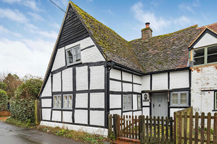 2 Bedroom Semi Detached House For Sale In South Street, Blewbury, OX11