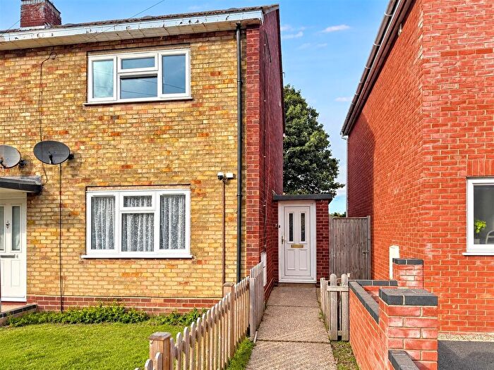 Maisonette For Sale In Girton Road, Gorleston, Great Yarmouth, NR31
