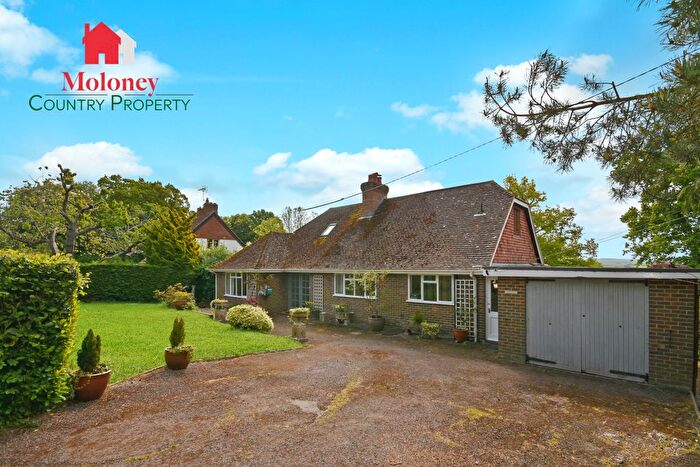 3 Bedroom Chalet To Rent In Brede, East Sussex, TN31
