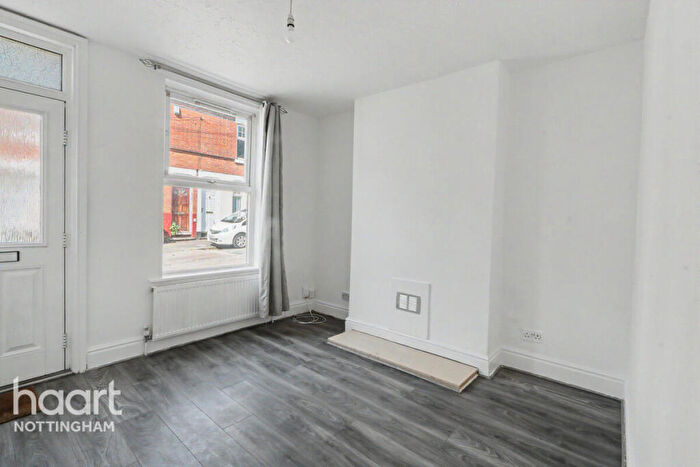 2 Bedroom Terraced House To Rent In Port Arthur Road, Nottingham, NG2