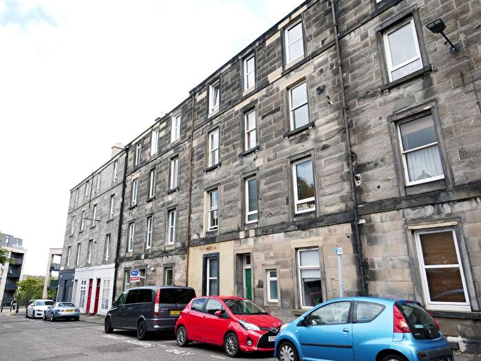 1 Bedroom Flat To Rent In West Montgomery Place, Hillside, Edinburgh, EH7