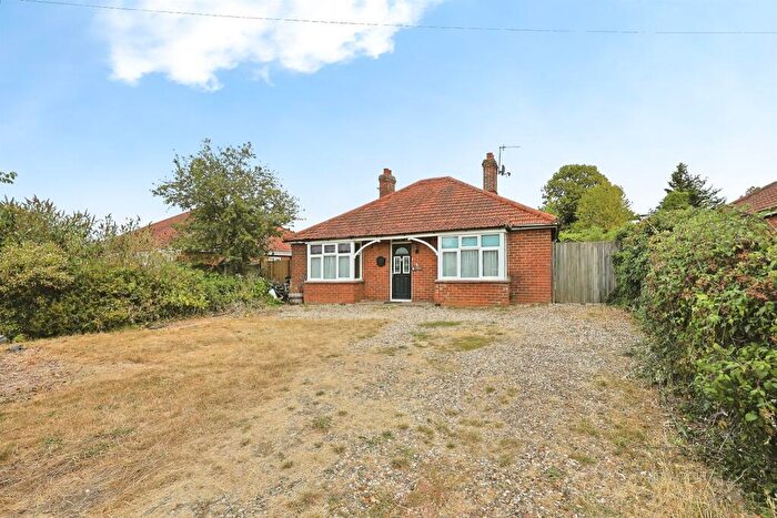 3 Bedroom Detached House For Sale In Westfield Road, Dereham, NR19