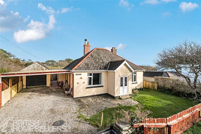 3 Bedroom Bungalow For Sale In Garro Lane, Mullion, Helston, Cornwall, TR12