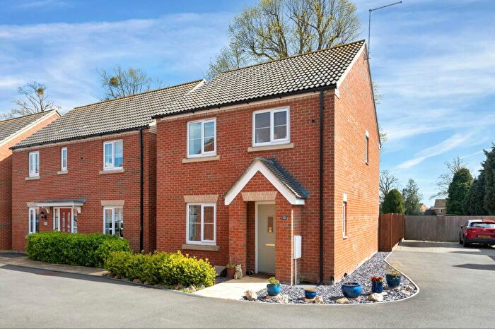 3 Bedroom Detached House For Sale In Salisbury Gardens, Bourne, PE10