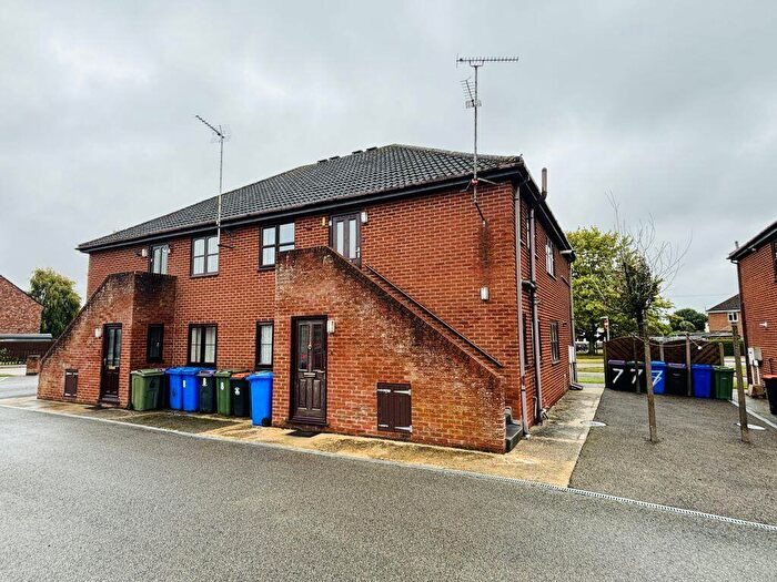2 Bedroom Flat To Rent In May Court, Kirton, PE20