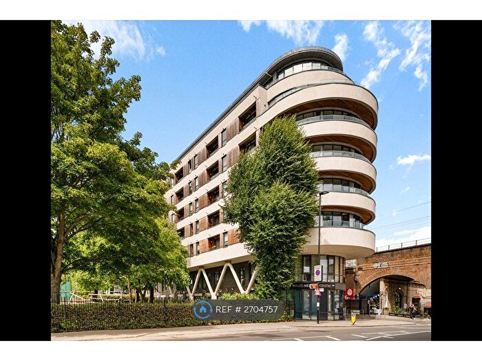 1 Bedroom Flat To Rent In Princes Park Apartments South, London, NW5