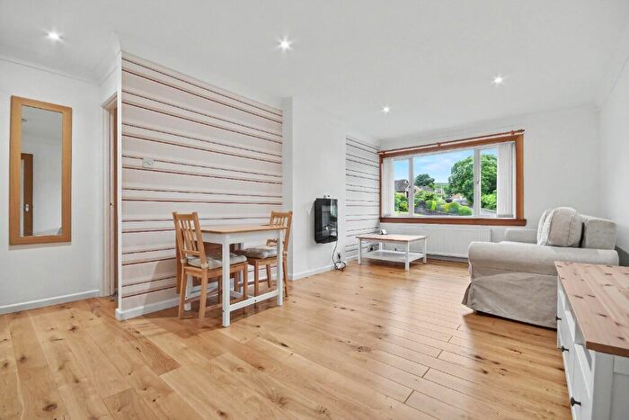 1 Bedroom Flat To Rent In Dunrobin Drive, Inverclyde, Gourock, PA19