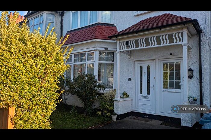 2 Bedroom Maisonette To Rent In Radnor Road, Harrow, HA1