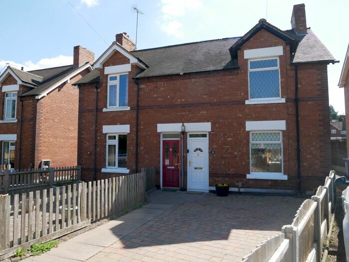 2 Bedroom End Of Terrace House To Rent In Green Lane, Rugeley, WS15