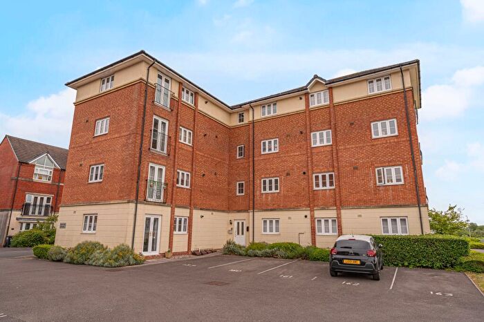 2 Bedroom Flat For Sale In Argosy Way, Newport, NP19