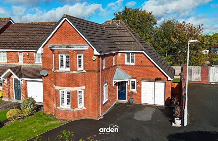 4 Bedroom Detached House For Sale In Laughton Close, Birmingham, B31