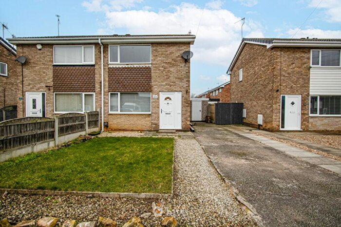 2 Bedroom Semi Detached House For Sale In Locking Drive, Armthorpe, Doncaster, DN3