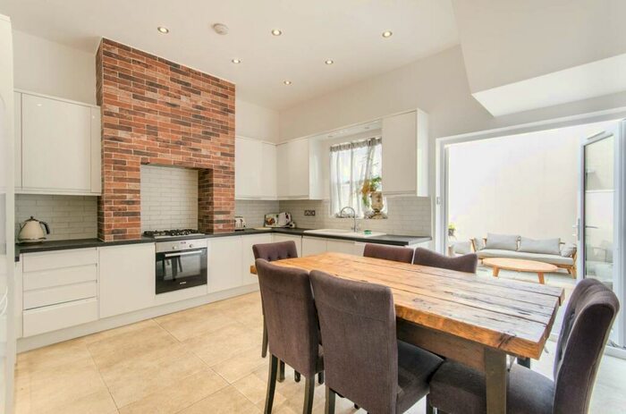 3 Bedroom Terraced House To Rent In Charlton Road, Harlesden, London, NW10