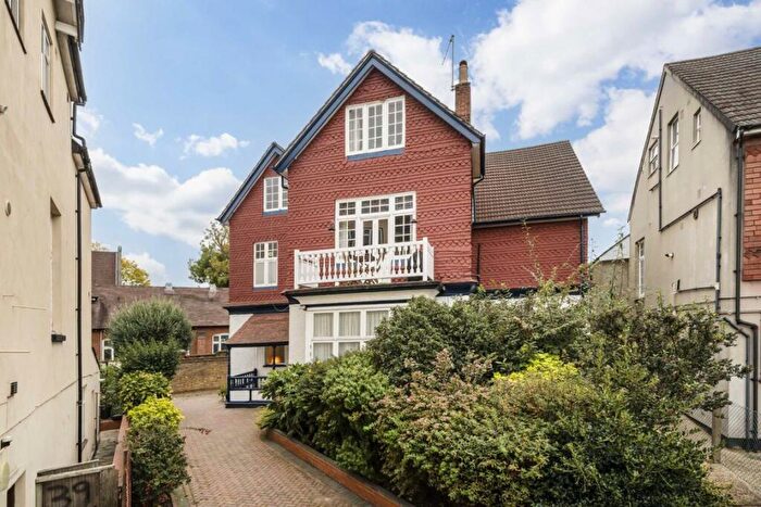 1 Bedroom Flat For Sale In Heathfield Park, London, NW2