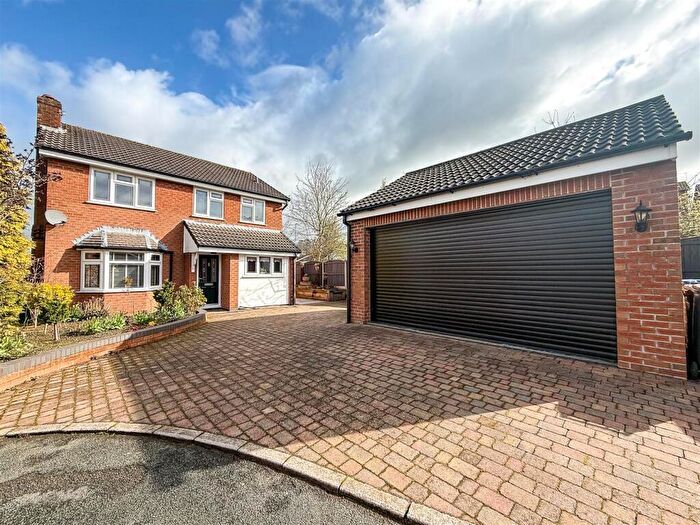3 Bedroom Detached House For Sale In Tern Close, Biddulph, Stoke-On-Trent, ST8