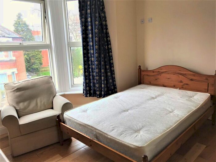 Studio To Rent In The Polygon, Southampton, SO15