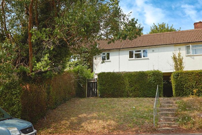 4 Bedroom Terraced House For Sale In Westwood Road, Salisbury, SP2