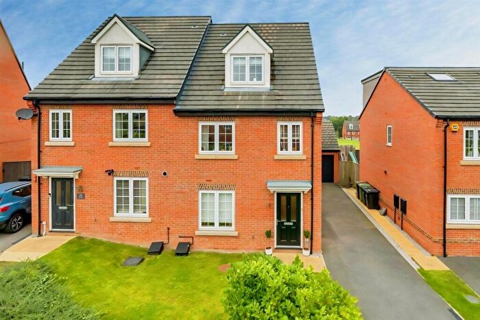 4 Bedroom Semi-Detached House For Sale In Royal Birkdale Way, Rothwell, Leeds, LS26