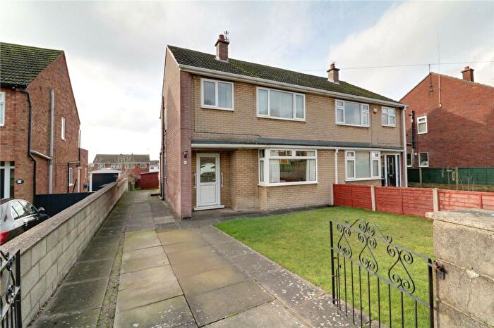 3 Bedroom Semi-Detached House For Sale In Low Leys Road, Scunthorpe, DN17